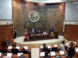 Corresponde a la Comisión de Responsabilidades desahogar los procesos y valorar si hay elementos para sancionar a Vega Pámanes. TWITTER / @LegislativoJal