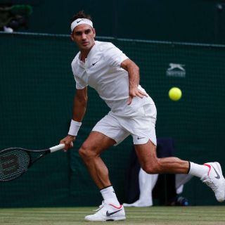 Federer avanza a tercera ronda en Wimbledon