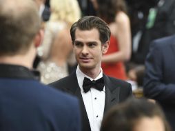 Garfield interpreta a un hombre gay con sida en la obra de teatro. AP / ARCHIVO