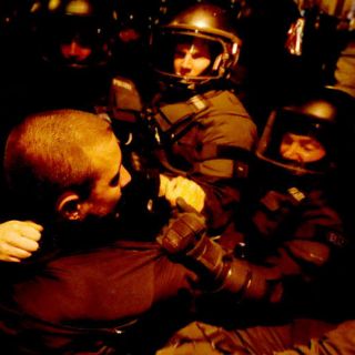 Manifestaciones en Hamburgo dejan 76 policías heridos