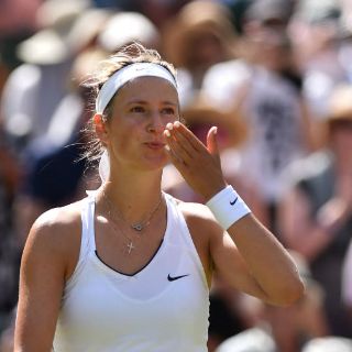 Azarenka vence y avanza en Wimbledon