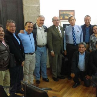 Cárdenas se reúne con perredistas opositores a Frente Amplio