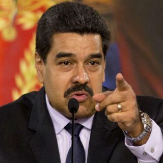 Maduro reclama supremacía sobre Colombia