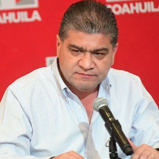 Riquelme afirma no haber rebasado el tope electoral