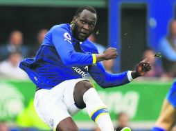Nuevo multimillonario. El belga Romelu Lukaku se reunirá en el Manchester United con su amigo Paul Pogba. AFP /
