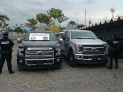 Las tres camionetas recuperadas por los policías federales fueron puestas a disposición del Ministerio Público. ESPECIAL /