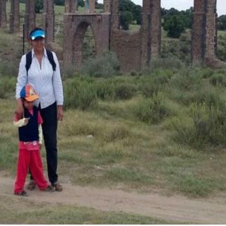 Vende galletas para pagar trasplante de riñón a su hijo