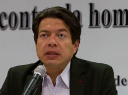 Mario Delgado dijo desconocer si Ebrard regresa a México, aunque se ha mantenido en contacto con él. NTX / ARCHIVO