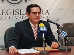 El diputado, Hugo Rodríguez, abundó en explicaciones sobre el gasto ejercido en el Comité de Biblioteca, Archivo y Editorial. TWITTER / @LegislativoJal