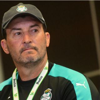 Técnico de Santos destaca avances del equipo en su pretemporada