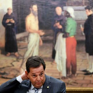 Diputado instructor oficialista vota por procesar a Temer