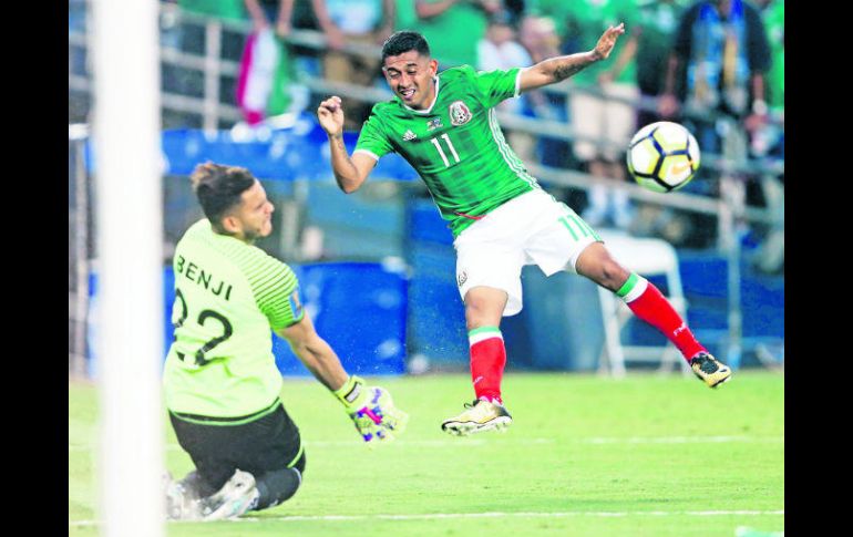 El equipo de El Salvador fue superado por el Tri el domingo en San Diego, y las críticas desde Centroamérica no se hicieron esperar. AFP /