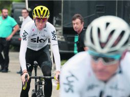 El ciclista británico Chris Froome aprovechó la jornada de receso para realizar una sesión de práctica de cara a la décima etapa. AFP /