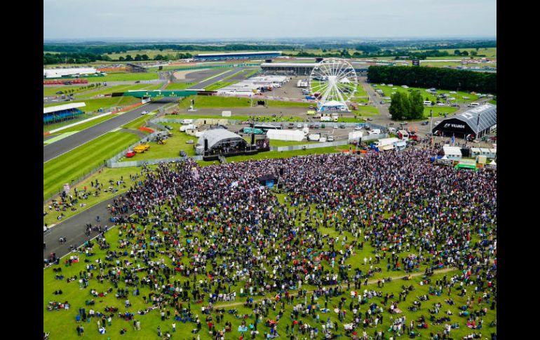 Indican que se espera que ''se pueda llegar a un acuerdo'' para garantizar un futuro sostenible ''para el GP Británico''. TWITTER / @F1