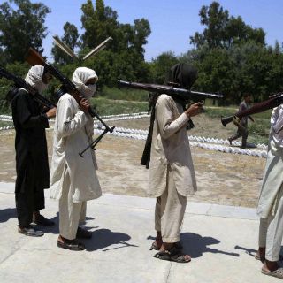 Talibanes matan a siete personas y secuestran a seis en Afganistán