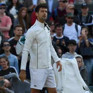 Djokovic, fuera de Wimbledon por lesión