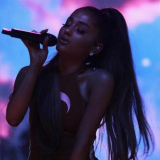 Fans se desvelan por Ariana Grande
