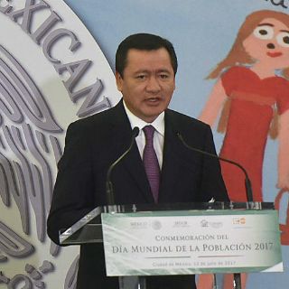 Osorio Chong urge a cerrar filas contra abuso infantil y embarazo adolescente