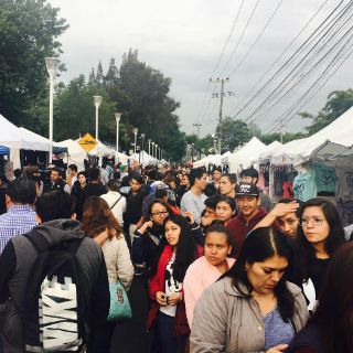 Vigilan Palacio de los Deportes por concierto de Ariana Grande