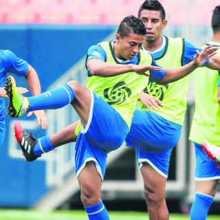 El Salvador y Curazao quieren sobrevivir