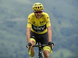Cuando parecía que Froome tenía controlada la etapa, no pudo responder al ataque de Bardet y entró 22 segundos detrás. AFP / P. Lopez