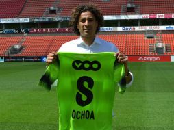 El cancerbero jugará en su cuarto equipo en Europa, luego de militar el Ajaccio de Francia y el Málaga y Granada de España. TWITTER / @Standard_RSCL