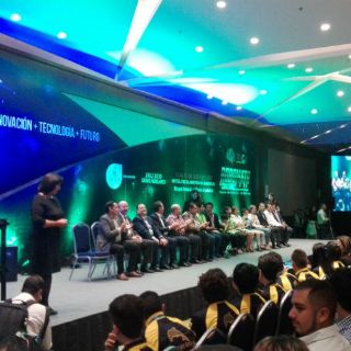 Inauguran primer concurso estatal de robótica y matemáticas