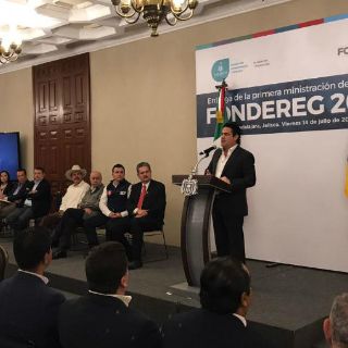 Aristóteles pide a municipios sumarse a mando único