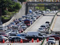 La dependencia ofreció también mapas con las rutas y vías alternas sugeridas de acuerdo al tipo de vehículo. SUN / T. Rivera