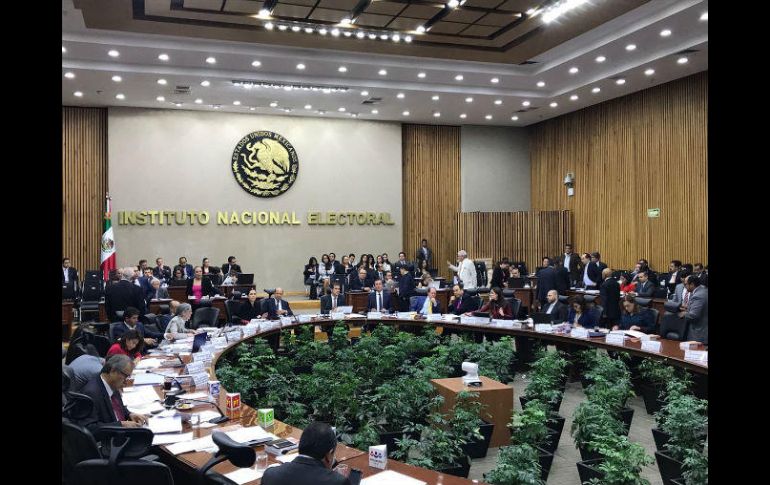 El caso dividió al INE con una mayoría de seis consejeros que determinaron que el gasto realizado no tuvo un fin partidista. TWITTER / @INEMexico