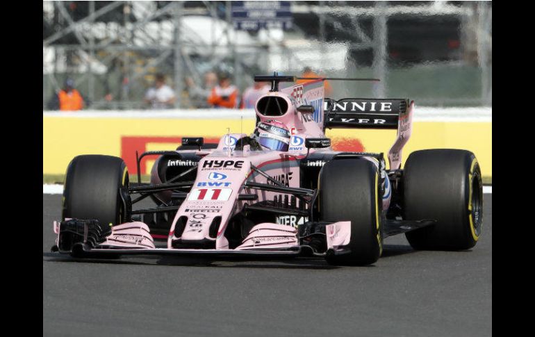 Sergio Pérez espera una competencia reñida hoy durante la calificación para el GP de Gran Bretaña. AP / F. Augstein