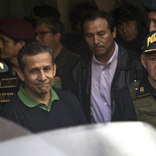 Humala pide que no le den trato especial en prisión
