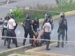 Se presume que el muchacho identificado como Gyanny Scovino podría padecer síndrome de Asperger. TWITTER / @OscarNavas