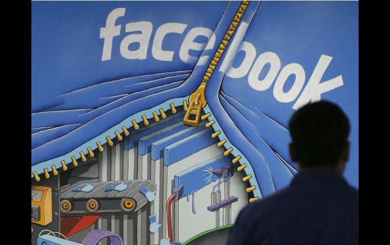 Facebook manifiesta que la orden de la corte infringe las protecciones de la compañía y los individuos. AP / ARCHIVO