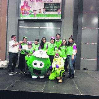 Infraestructura escolar mejora con programa de reciclaje