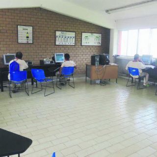 Nueve internos del Ceinjure inician estudios universitarios