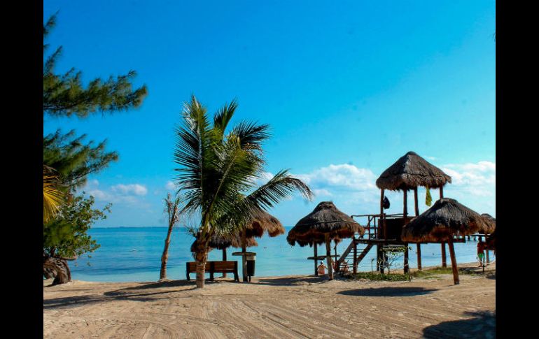 Las playas limpias son factor determinante para el desarrollo de la actividad turística, importante motor de la economía nacional. NTX / ARCHIVO