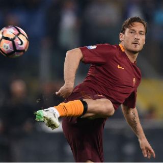Francesco Totti será directivo de la Roma