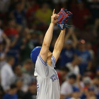 Osuna logra salvamento 23 con los Azulejos