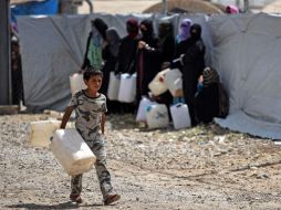Con temperaturas de hasta 50 grados debido a una ola de calor, el consumo de agua ha aumentado completamente. AFP / ARCHIVO