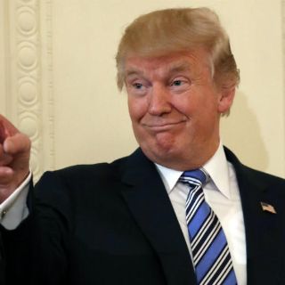 Trump culpa a demócratas por fracaso de reforma de salud