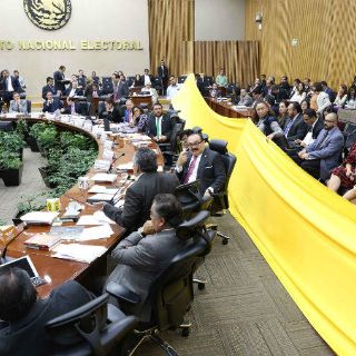 Ajusta INE rebase de topes de campaña en Coahuila