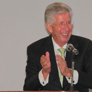 Legisladores de oposición piden renuncia de Ruiz Esparza