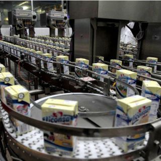 Jóvenes de 13 a 15 años recibirán leche Liconsa