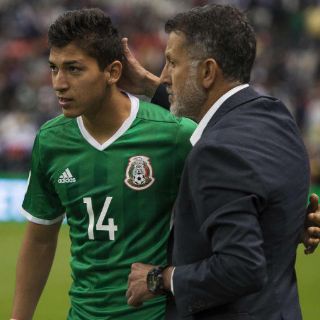 Zaldívar prefiere continuidad de Osorio en el Tri