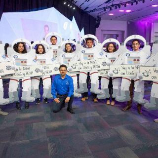 Estudiante de preparatoria 11 gana viaje a la NASA