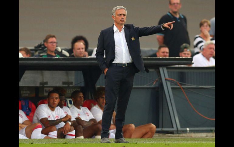 Mourinho espera una temporada complicada por los buenos fichajes de los equipos competidores. MEXSPORT / ARCHIVO