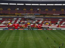 De inicio, el coloso ni siquiera contaba con más de dos mil aficionados en sus tribunas. EL INFORMADOR / D. Reos