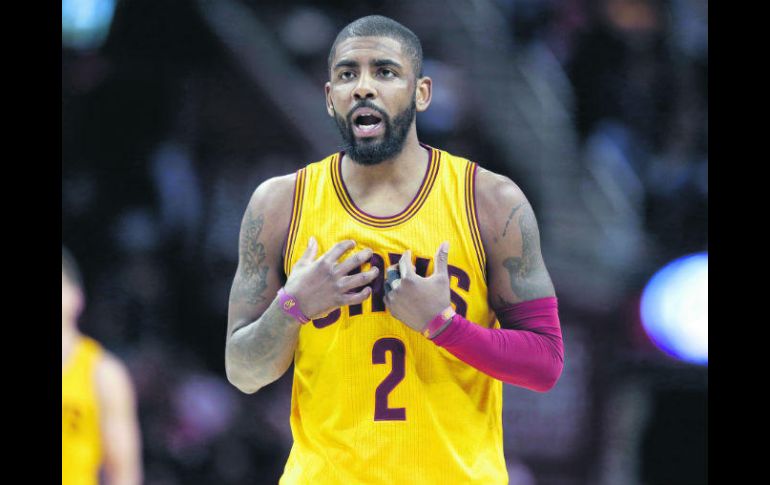Fractura. Después de dos Finales juntos, la relación entre Kyrie Irving (foto) y LeBron James llegaría a su fin. AP / T. Dejak