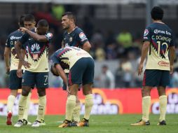 Jugadores del América luego de perder ante Querétaro en el Estadio Azteca. MEXSPORT / D. Leah
